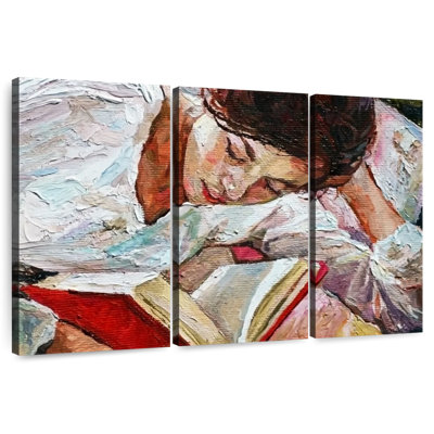 Leisha Woman Reading