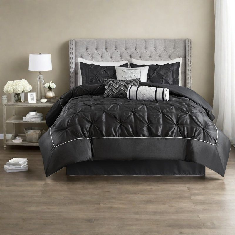 Elegant Polyester Cal King Bedding Sets, Modern Design For Home Decor
