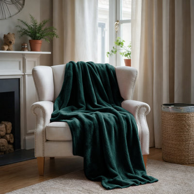 Soft Plush Fleece Blanket – Reversible Flannel Throw For Bed And Couch