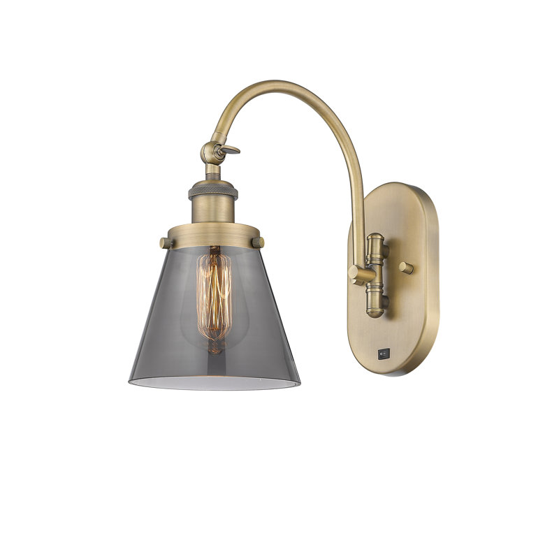 Applique murale 1 lumière 6 "avec bras pivotant 6" Shauna Cone, Incandescente, Fumée plaquée, Laiton brossé