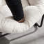 Chaise berçante en osier avec structure en métal-385651357