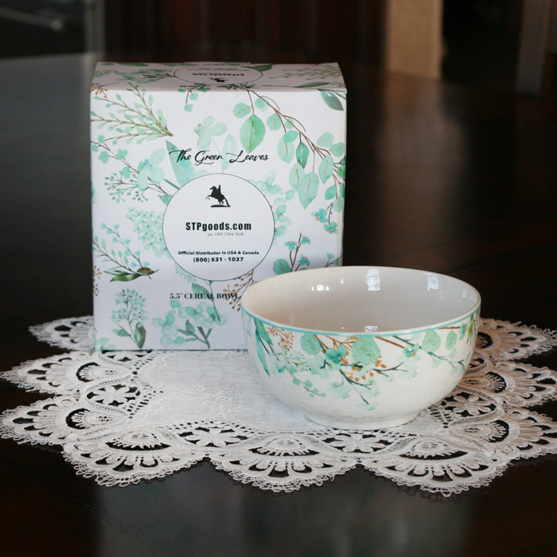Bol à céréales en porcelaine et feuilles de menthe