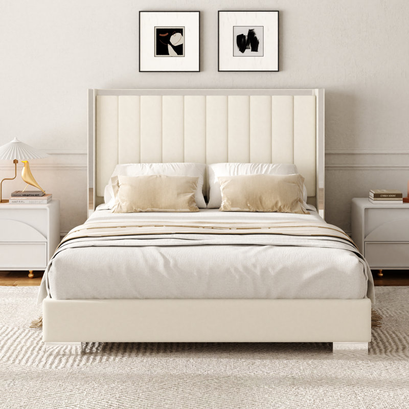 Structure de lit plateforme en velours avec tête de lit 58 po, Beige, Grand