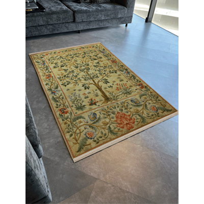 Tapis décoratif vert et jaune à motif d'arbre et de vigne