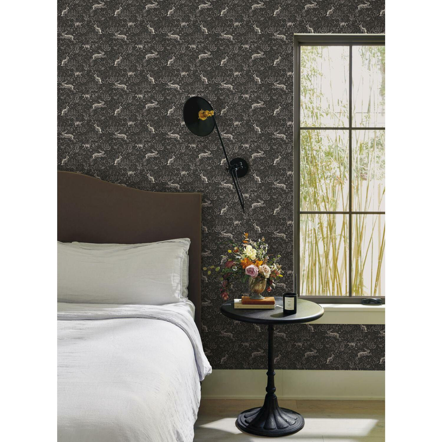 Fable Wallpaper Double Roll, Black/White