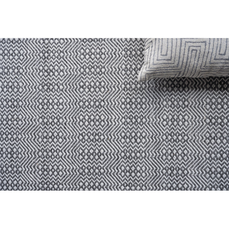 Echo Geometric Area Rug in Ivory, Rectangle 6' x 9'