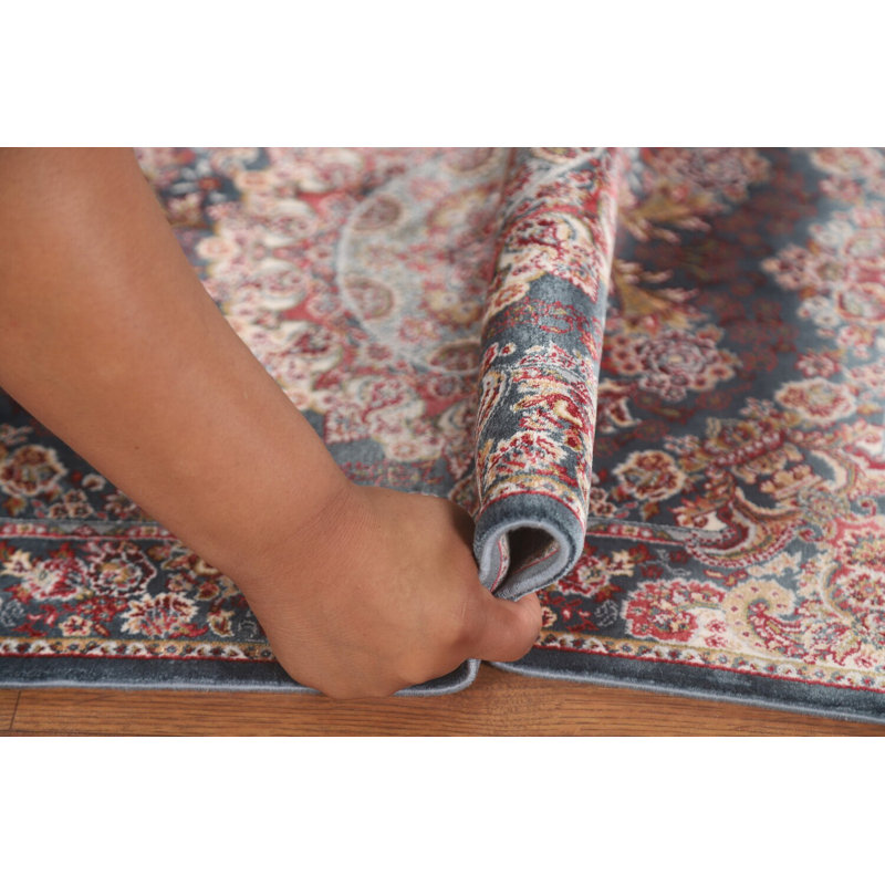 Traditional Floral Turkish Accent Rug 2x3