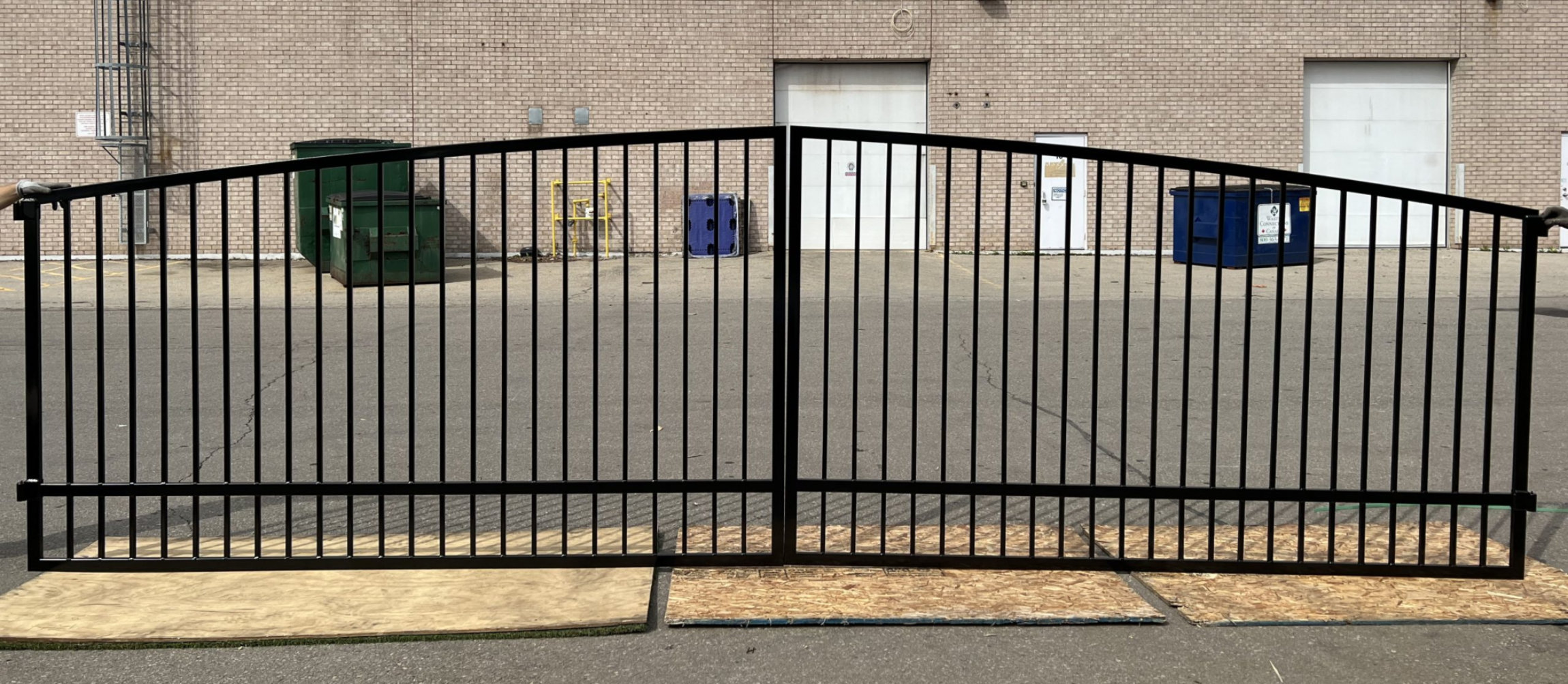 TAIMCO Metal Driveway Gate - Wayfair Canada