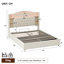 Bed-943729580