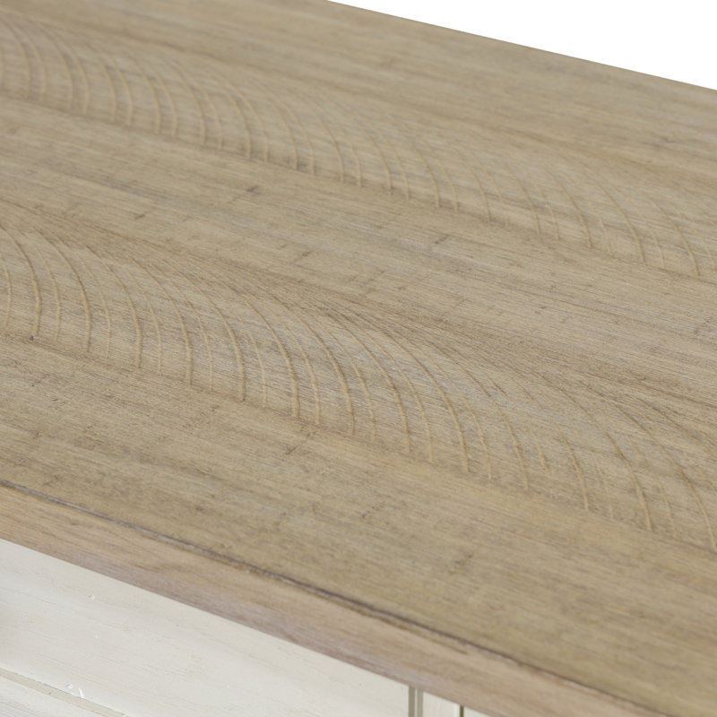 Sarait Dining Table