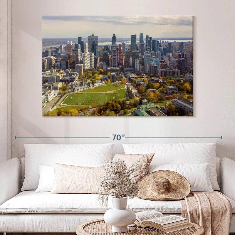 Sebbie, horizon de Montréal, H 34 po x l 51 po