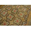 Petit tapis crocheté à motif floral