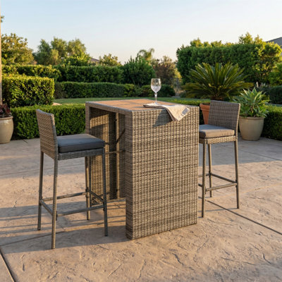 5-piece Outdoor Patio Rattan Bar Set, 4 Bar Stools With Non-slip Feet And Securing Ropes