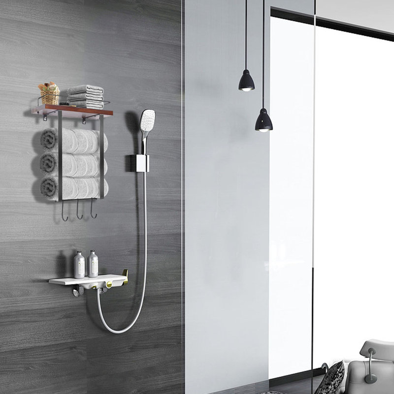 Porte-serviettes mural en bois