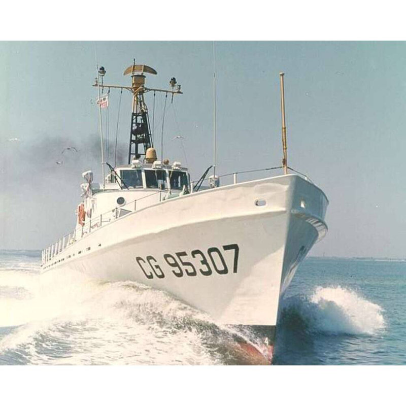 Modèle de navire USCGC, H 10 po x l 30 po x P 5 po