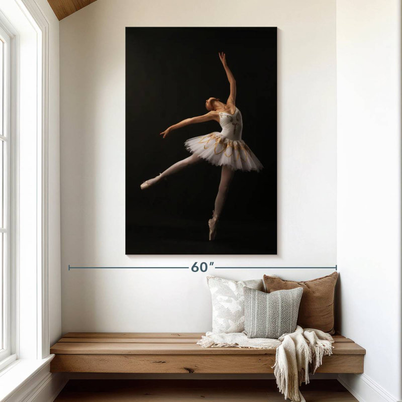 Ballerine passionnée, H 51 po x l 34 po