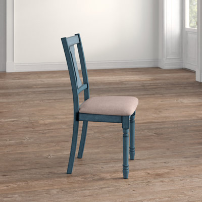 Chaise d'appoint rembourrée avec dossier à lattes et pieds tournés Ivor
