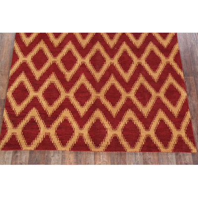 Tapis rouge / bourgogne en laine noué à la main à motif de treillis traditionnel marocain de conception unique Biljana 8 pi 0 po x 9 pi 10 po