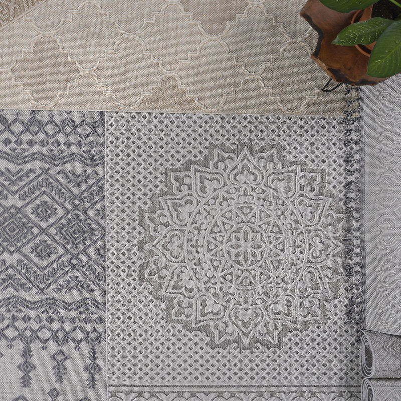 4X6 Gray/White Medallion Area Rug - Contemporary, Stain , Low Shedding, Pet And Approved, Indoor & Outdoor, Simple Cleaning Routine, Durability Stylish Decoration, Easy Care,