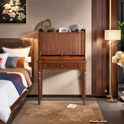 Commode de chambre principale en bois massif