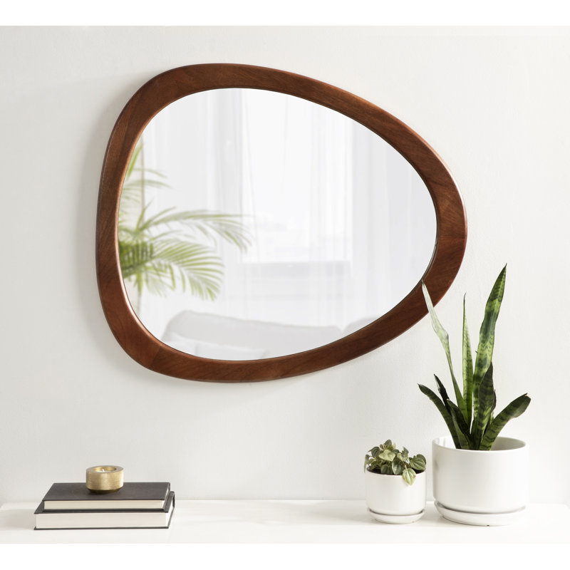 Miroir Buster, Noyer