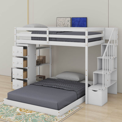Lit simple superposé au dessus d'un lit double avec tiroirs, tablettes à 3 niveaux et escalier de rangement