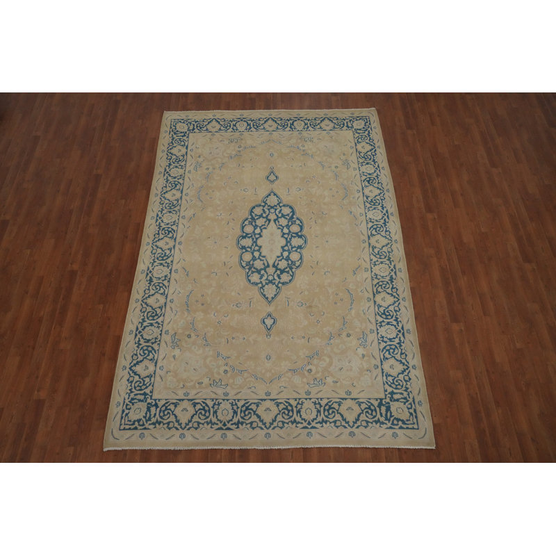 Tapis traditionnel à teinture végétale 7 x 10