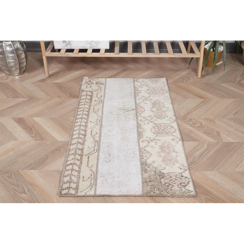 Vintage Beige Turkish Rug Handmade Antique Small Ivory Patchwork Flatweave Rug for Home Decor