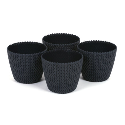 Rogelio Pot Planter