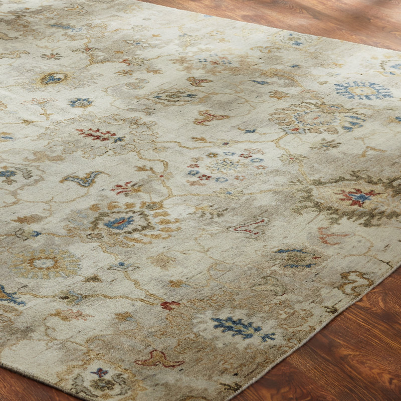 Stillings Wool Floral Area Rug in Ivory, Rectangle 2' x 3'
