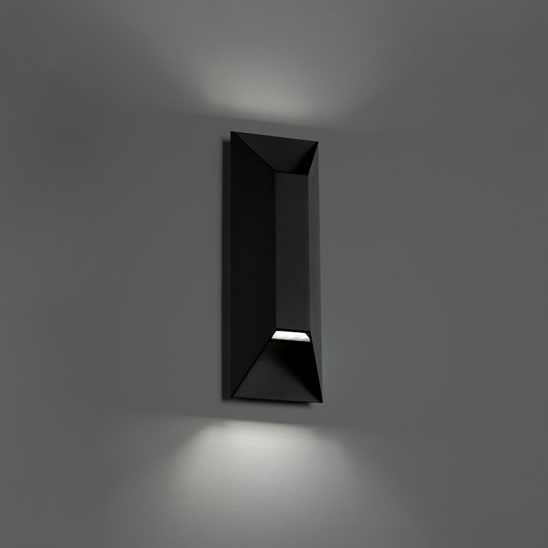 Maglev 2 - Light LED Flush Mounted Sconce, Matte Black, 3500K, 16" H x 5.5" W x 3.625" D