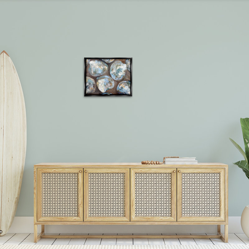 «Clam Shell Pattern Floater Frame» par Jeanette Vertentes sur toile, Cadre flottant noir de jais, H 21 po x l 17 po