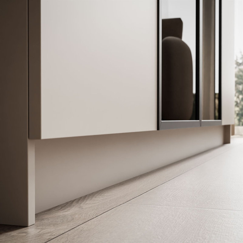 4 Door Wardrobe, Opening system: push-to-open (handleless fronts)