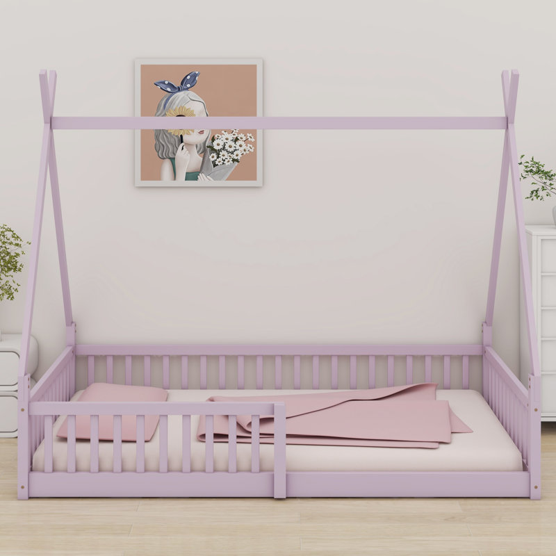 Lit en bois avec clôture, Rose