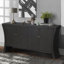 Crédence raffinée industrielle à 4 portes avec pieds arqués en bois et fermoirs en bronze - Design de rangement avancé, artisanat, noir