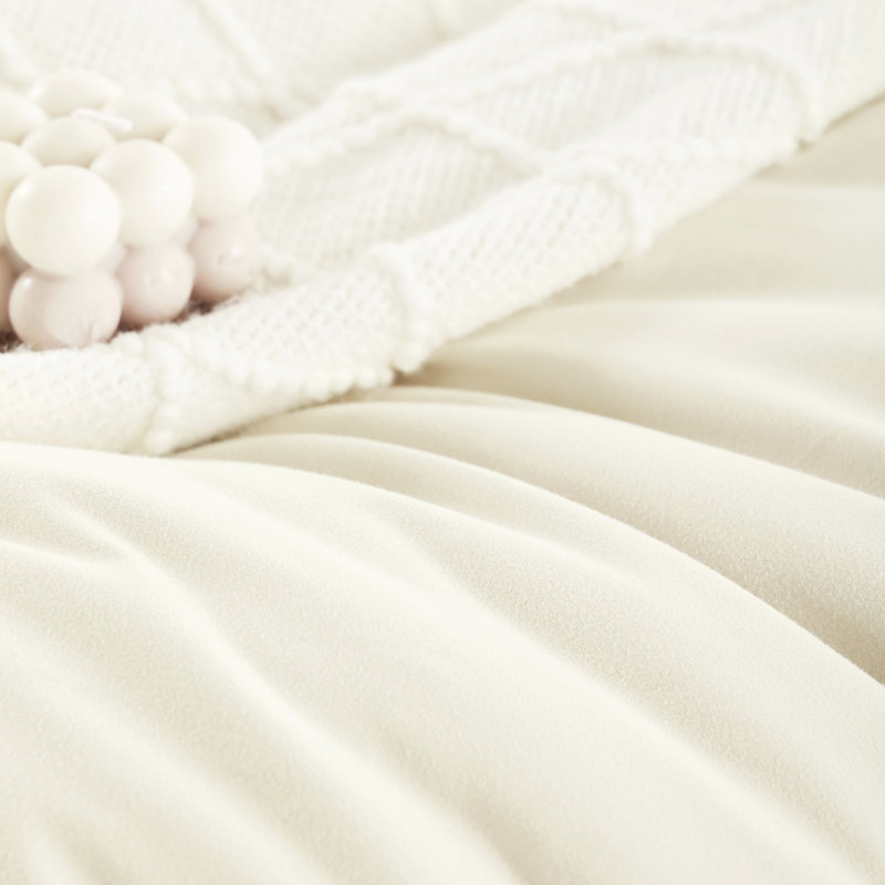 Fluffy Comforter Set 7 Pieces-Bedding Set for All Seasons Soft Comforter With Fitted Sheet, Flat Sheet, Pillow Shams, Pillowcases