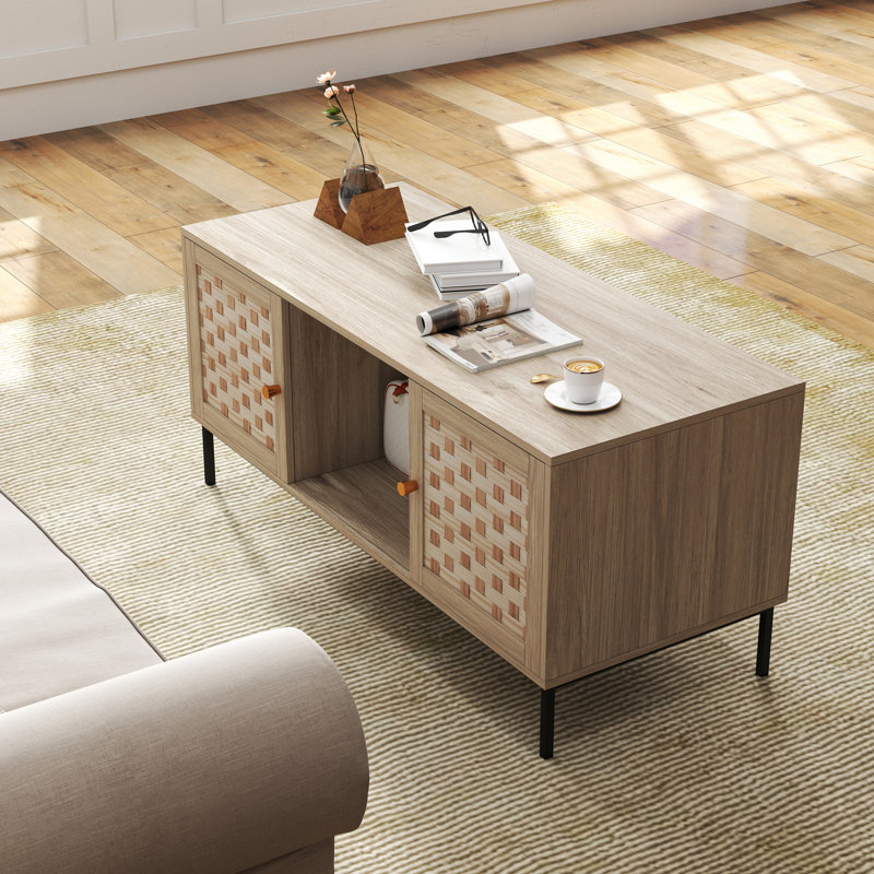 Table basse avec placage et option de rangement rectangulaire en bois fonctionnelle
