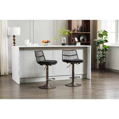 De 2 tabourets de bar, chaise pivotante à hauteur de comptoir pivotante à 360 ° avec repose-pieds réglable de 34,33 po à 42,91 po, structure en métal, capacité de 250 lb, style rétro rétro, look noir pour la cuisine et la salle à manger, base