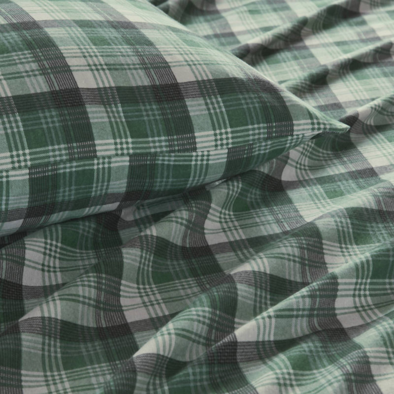 Full Black and White Cotton Flannel Sheet Set with Scottie Dogs