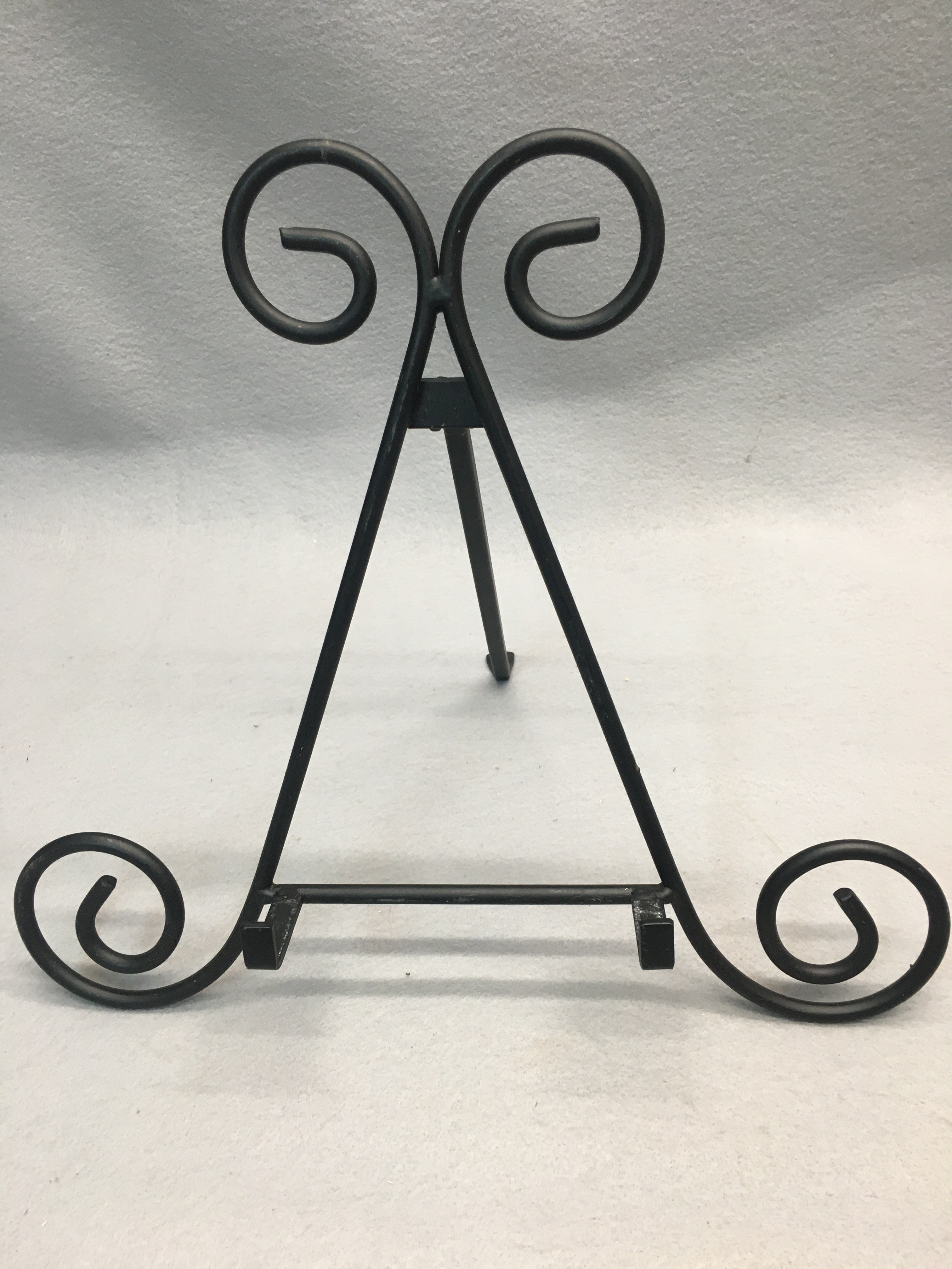 Desti Design Decorative Wrought Iron Easel Display Stand - Wayfair Canada