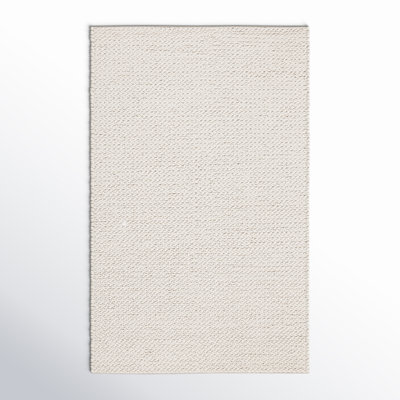Finnick 704 Area Rug In Ivory