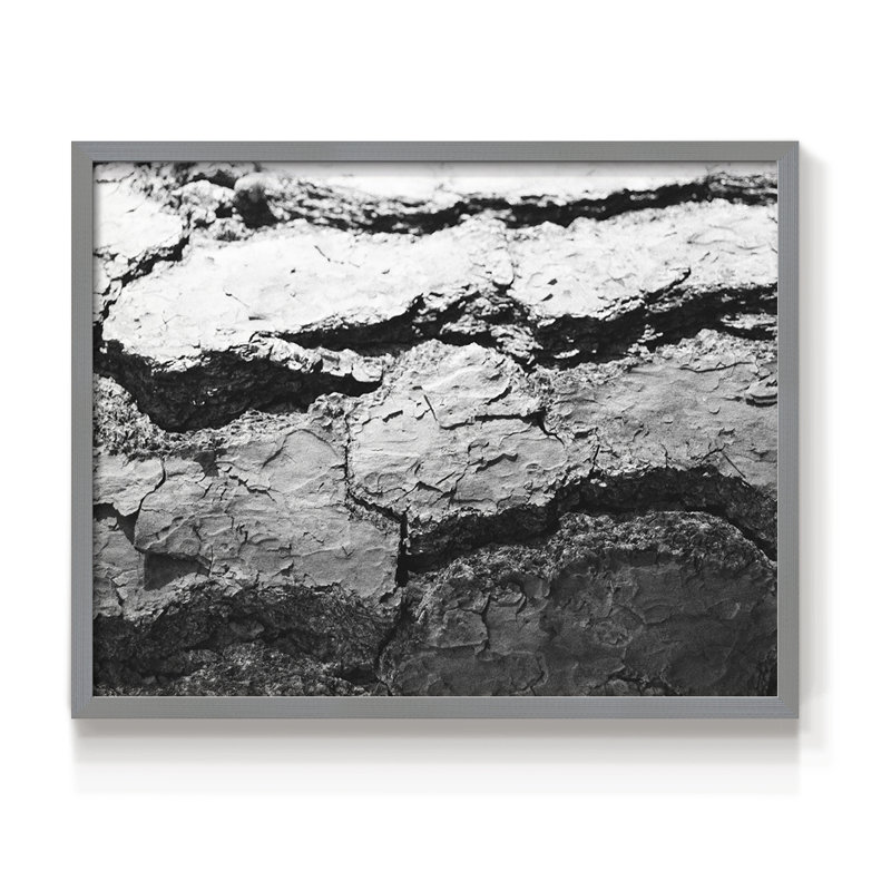 Found Textures IV - Reproduction encadrée - Restickable, H 8 po x l 10 po, Gris