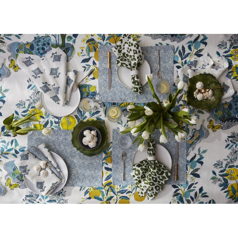 Matouk Schumacher Rubia 22" Linen Napkin