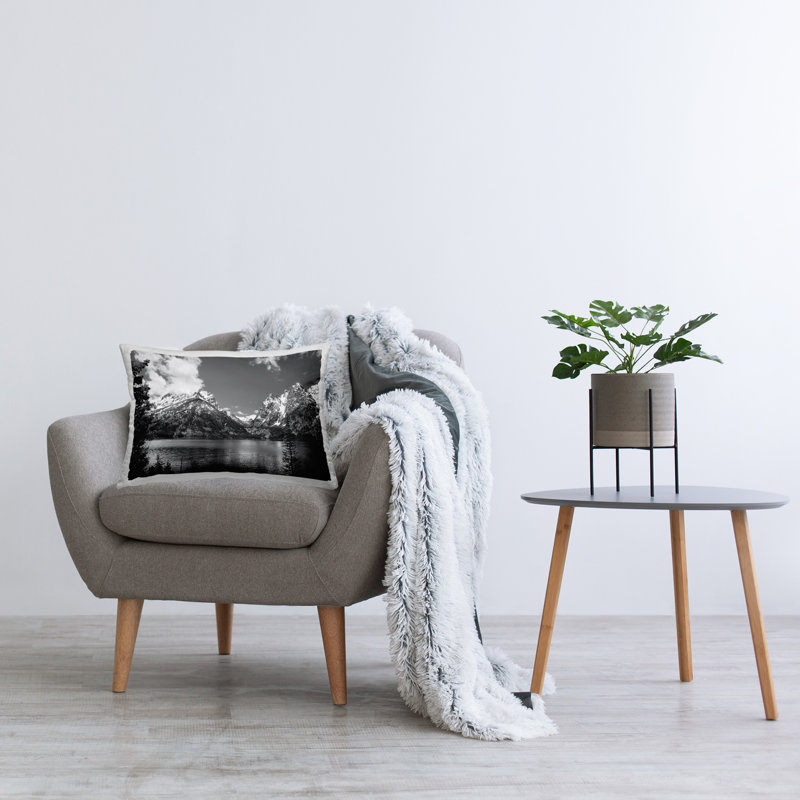  Polyester Throw Pillow