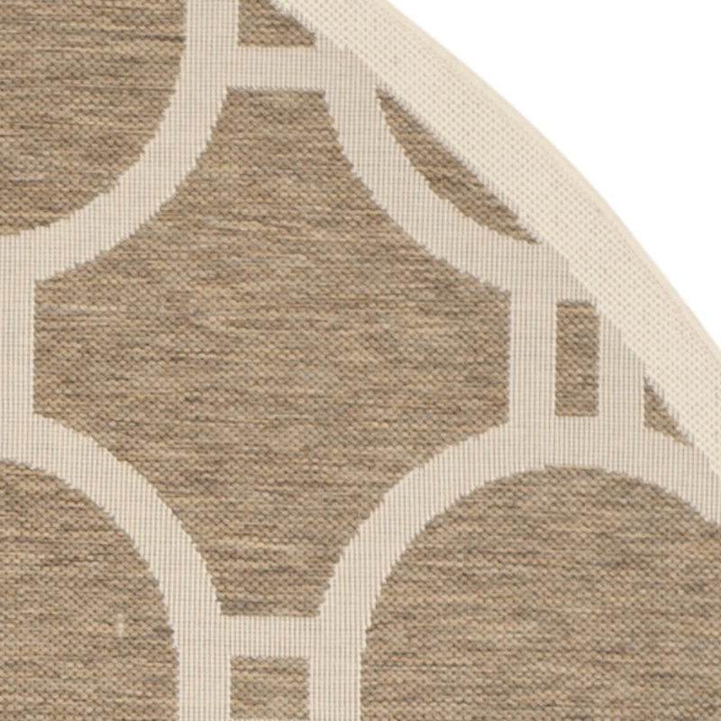 Courtyard Performance Geometric Rug, Round 7'10"