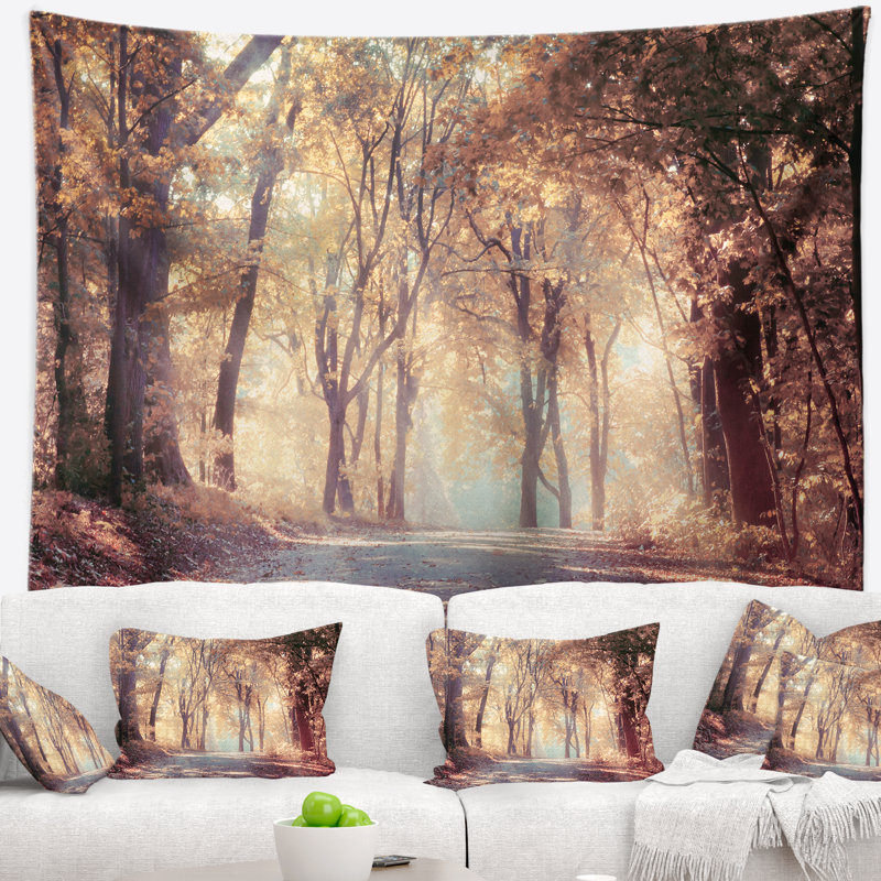 Tapisserie de forêt magnifique à l’automne doré avec accessoires suspendus inclus, H 78 po x l 92 po