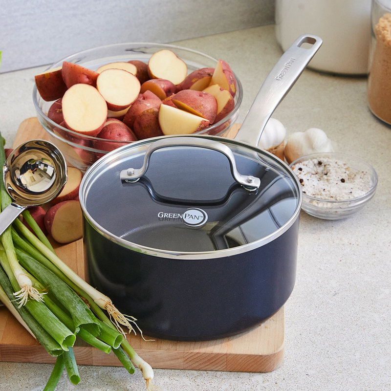 Casserole en céramique antiadhésive 2 pintes avec couvercle GreenPan SearSmart