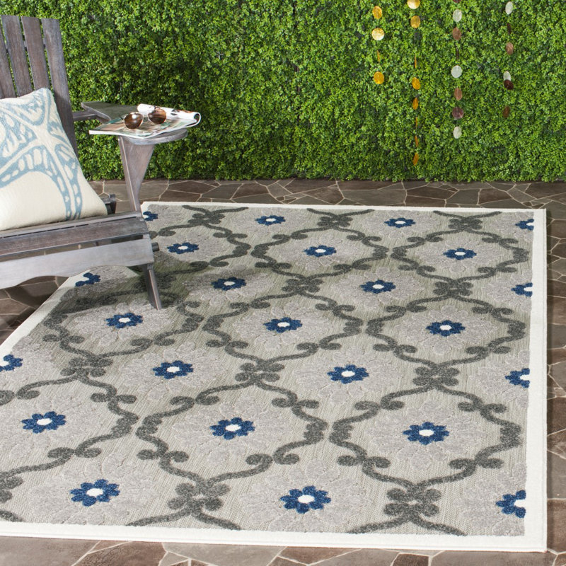 Tapis gris/argenté Salesville, Rectangle 5 pi 3 po x 7 pi 7 po