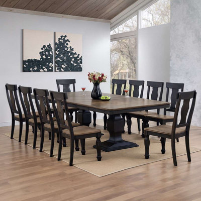 Ensemble de salle à manger rustique de style campagnard avec table à tréteaux rectangulaire et dix chaises profilées