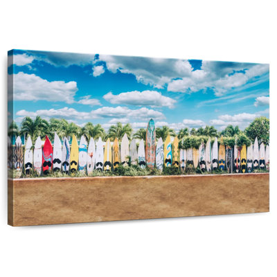 Senne Surfboard Display